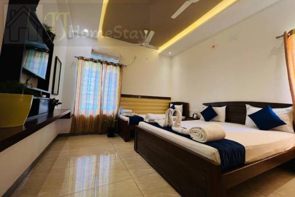 Double Bed Room
